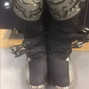 Used in good condition is this pair of motor cross